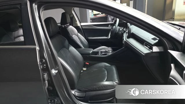 Kia K5 3rd generation 2021 Серый из Кореи, фото 2