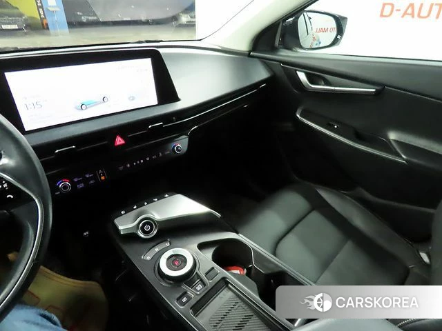 Kia EV6 2022 Черный из Кореи, фото 2