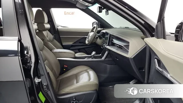 Ssangyong Torres 2022 Черный из Кореи, фото 2