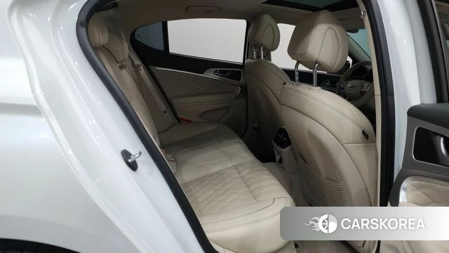 Genesis The New G70 2021 Белый из Кореи, фото 2