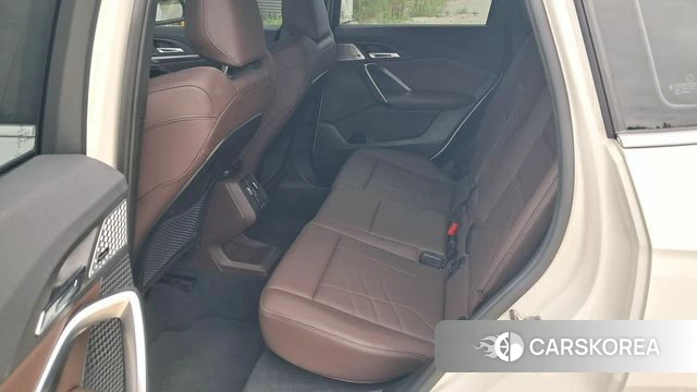 BMW X1 (U11) 2023 Белый из Кореи, фото 2
