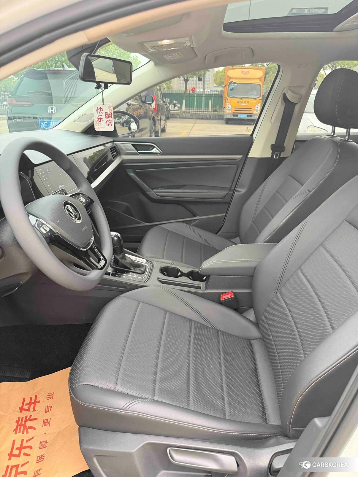 Volkswagen Lavida 2021 Белый из Китая, фото 2