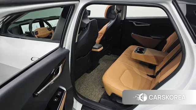 Kia EV6 2023 Белый из Кореи, фото 2