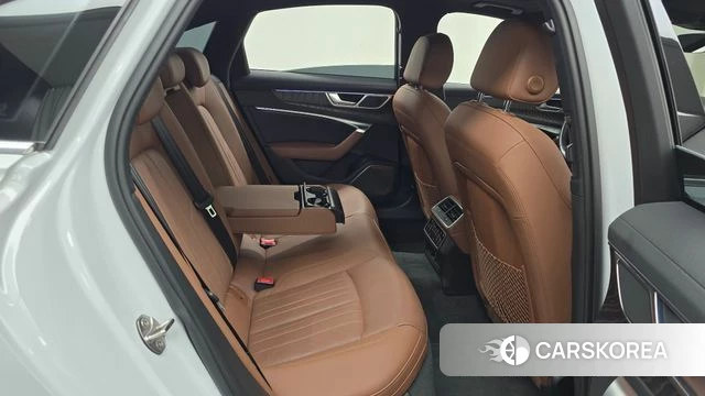 Audi A6 (C8) 2020 Белый из Кореи, фото 2