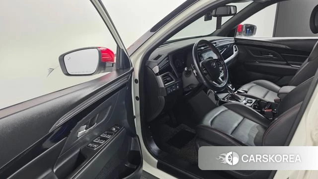 Ssangyong Beautiful Korando 2021 Белый из Кореи, фото 2