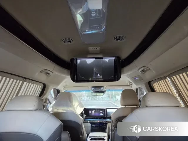 Kia Carnival 4th generation 2023 Белый из Кореи, фото 2