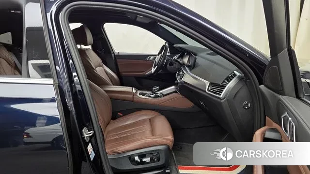 BMW X6 (G06) 2022 Черный из Кореи, фото 2