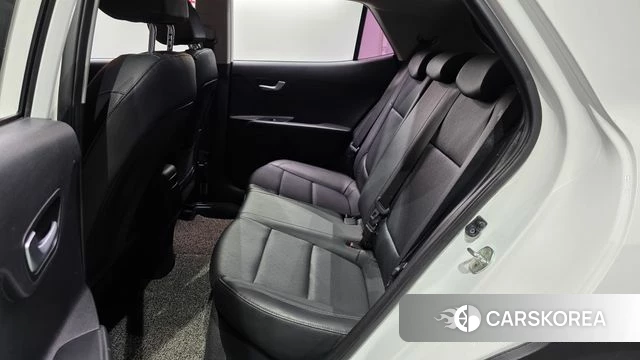 Kia Stonic 2020 Белый из Кореи, фото 2
