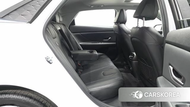 Hyundai The New Avante (CN7) 2023 Белый из Кореи, фото 2