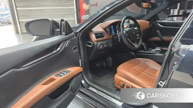 Maserati Ghibli 2019 Черный из Кореи, фото 2