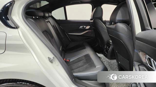 BMW 3 Series (G20) 2021 Белый из Кореи, фото 2
