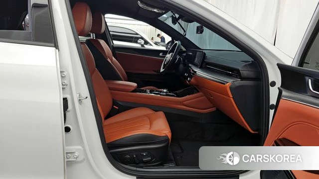 Kia The New K5 3rd generation 2024 Белый из Кореи, фото 2