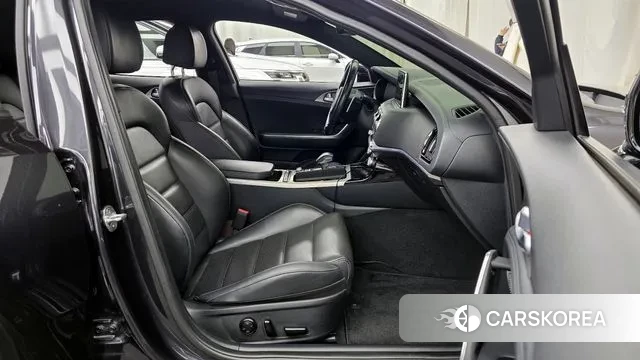 Kia Stinger 2019 Серый из Кореи, фото 2