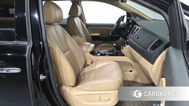Kia The New Carnival 2019 Черный из Кореи, фото 2