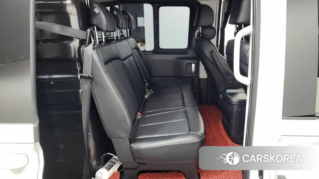 Hyundai Staria 2023 Белый из Кореи, фото 2