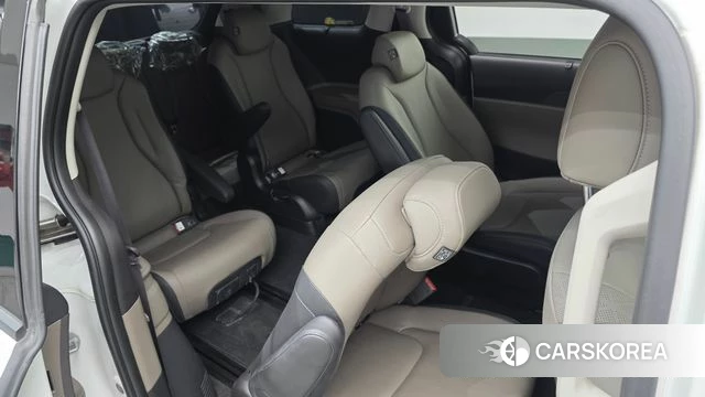 Kia The New Carnival 4th Generation 2025 Белый из Кореи, фото 2