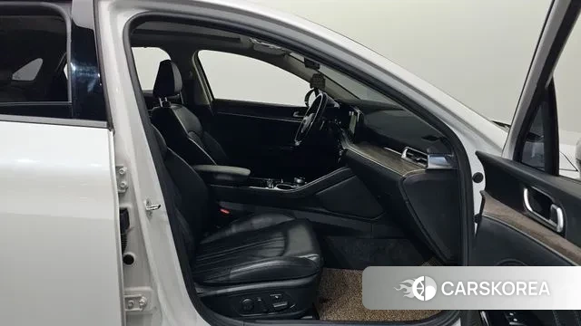 Kia K5 3rd generation 2022 Белый из Кореи, фото 2