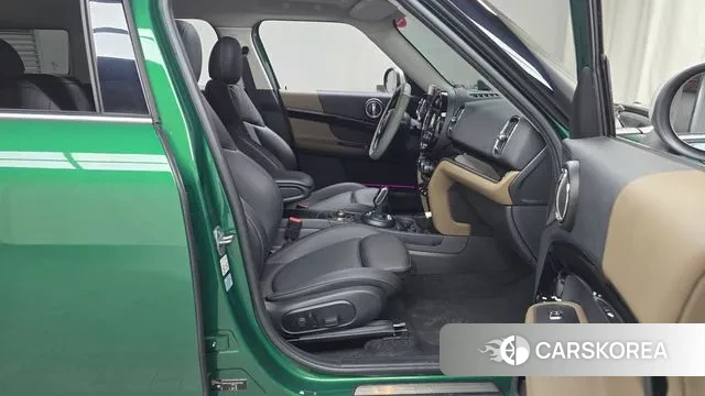 Mini Cooper Countryman 2020 Зеленый из Кореи, фото 2