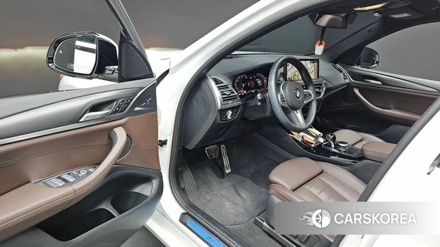 BMW X3 (G01) 2024 Белый из Кореи, фото 2