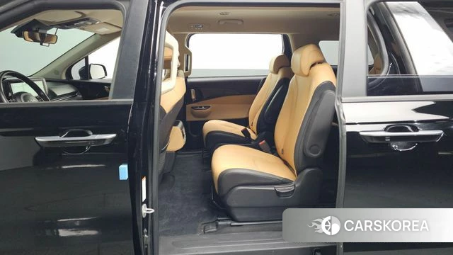 Kia Carnival 4th generation 2022 Черный из Кореи, фото 2
