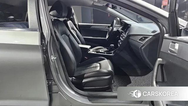 Hyundai Sonata New Rise 2018 Серебристо-серый из Кореи, фото 2