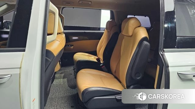 Kia Carnival 4th generation 2021 Белый из Кореи, фото 2