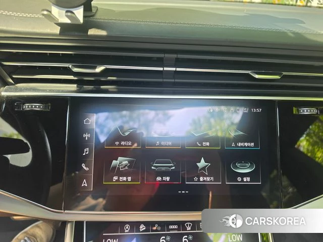 Audi Q8 (4M) 2021 Белый из Кореи, фото 2