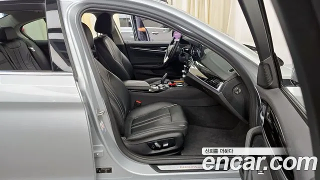 BMW 5 Series (G30) id 2547835 из Кореи 2