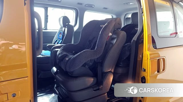 Hyundai The New Grand Starex 2019 Желтый из Кореи, фото 2