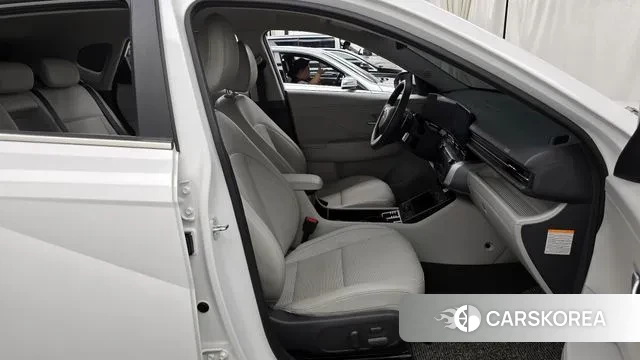 Hyundai Kona Hybrid (SX2) 2023 Белый из Кореи, фото 2