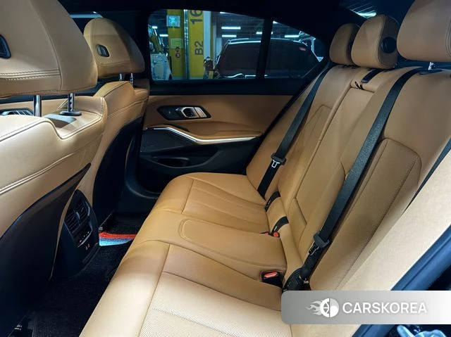 BMW 3 Series (G20) 2024 Черный из Кореи, фото 2