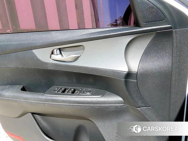 Kia Come New K3 2019 Белый из Кореи, фото 2