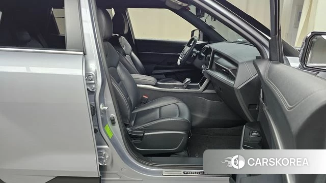 Ssangyong Torres 2022 Серебристо-серый из Кореи, фото 2