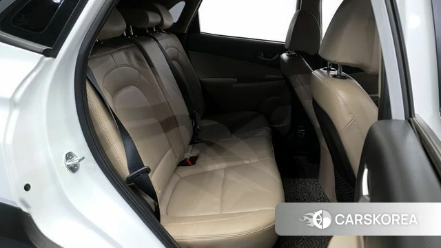 Hyundai Kona 2018 Белый из Кореи, фото 2