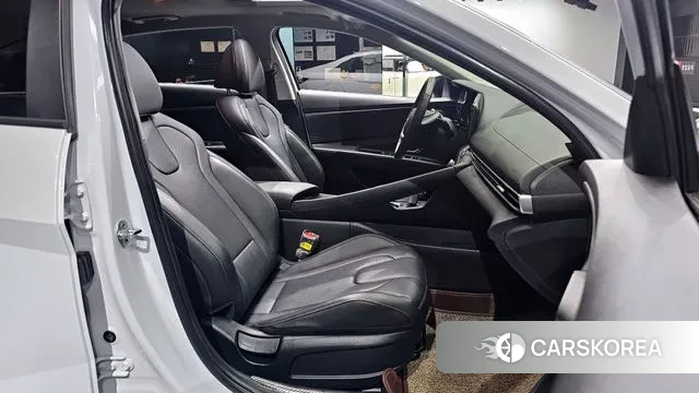 Hyundai Avante Hybrid (CN7) 2021 Белый из Кореи, фото 2