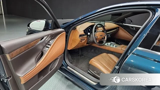 Genesis G80 (RG3) 2023 Темно-зеленый из Кореи, фото 2