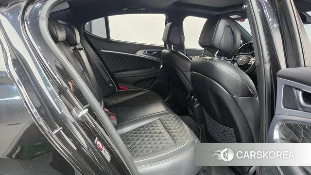 Genesis G70 2018 Черный из Кореи, фото 2