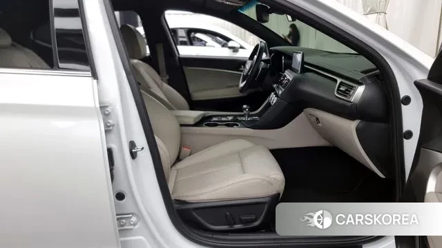 Genesis The New G70 2021 Белый из Кореи, фото 2