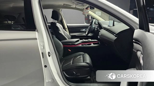 Genesis GV70 2021 Белый из Кореи, фото 2