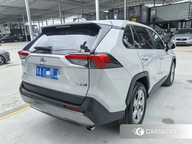 Toyota RAV4 Rongfang 2021 Белый из Китая, фото 2