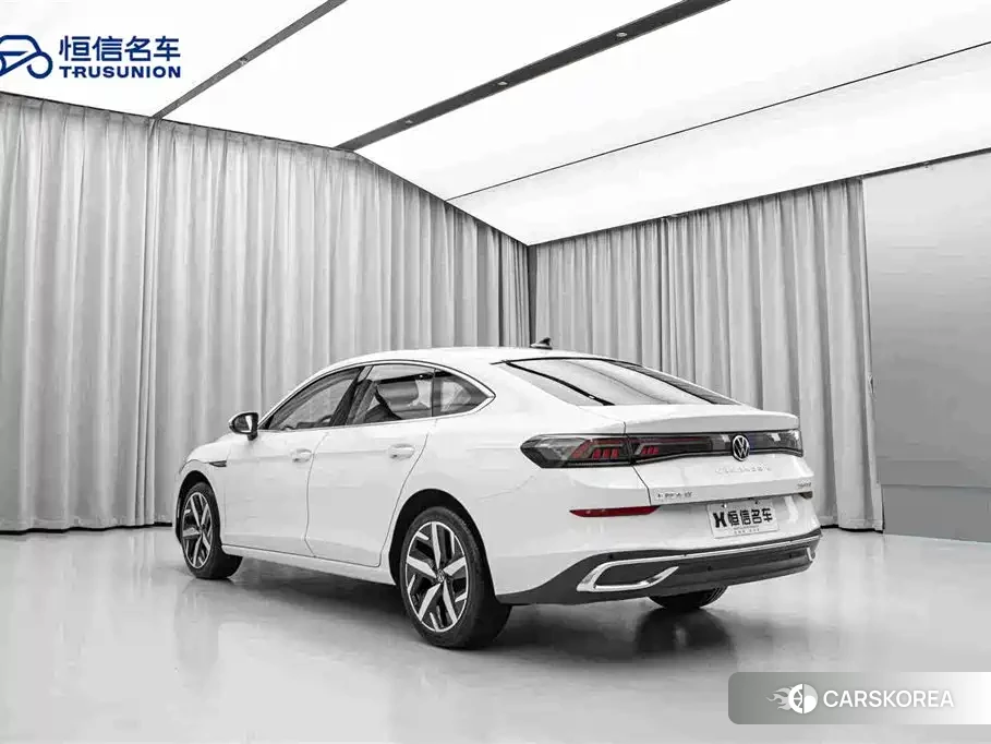 Volkswagen Lamando 2024 Белый из Китая, фото 2