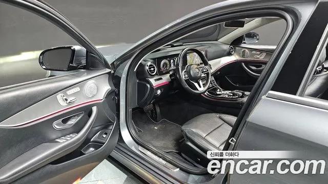 Mercedes-Benz E-Class W213 2019 Серый из Кореи, фото 2
