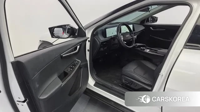 Kia EV6 2022 Белый из Кореи, фото 2