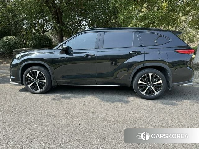 Toyota Crown Lufang 2022 Черный из Китая, фото 2