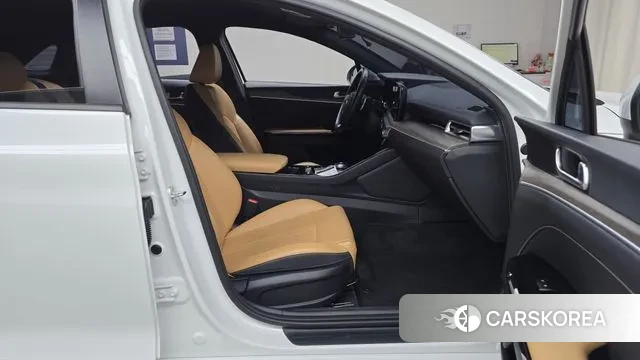 Kia K5 3rd generation 2021 Белый из Кореи, фото 2