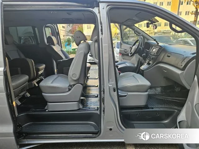 Hyundai The New Grand Starex 2019 Серый из Кореи, фото 2