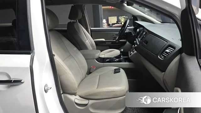 Kia The New Carnival 2019 Белый из Кореи, фото 2
