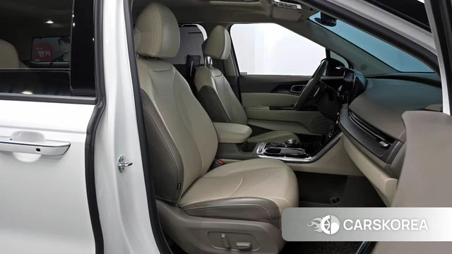 Kia Carnival 4th generation 2020 Белый из Кореи, фото 2