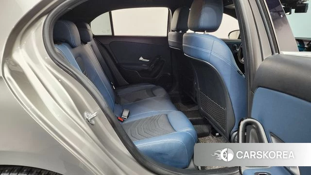 Mercedes-Benz A-Class W177 2019 Серебристо-серый из Кореи, фото 2