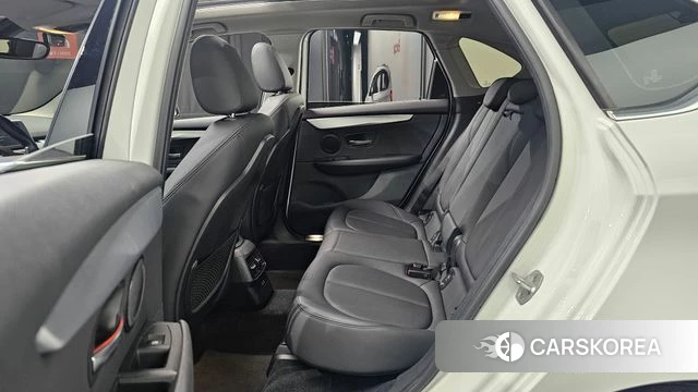 BMW 2 Series Active Tourer (F45) 2020 Белый из Кореи, фото 2